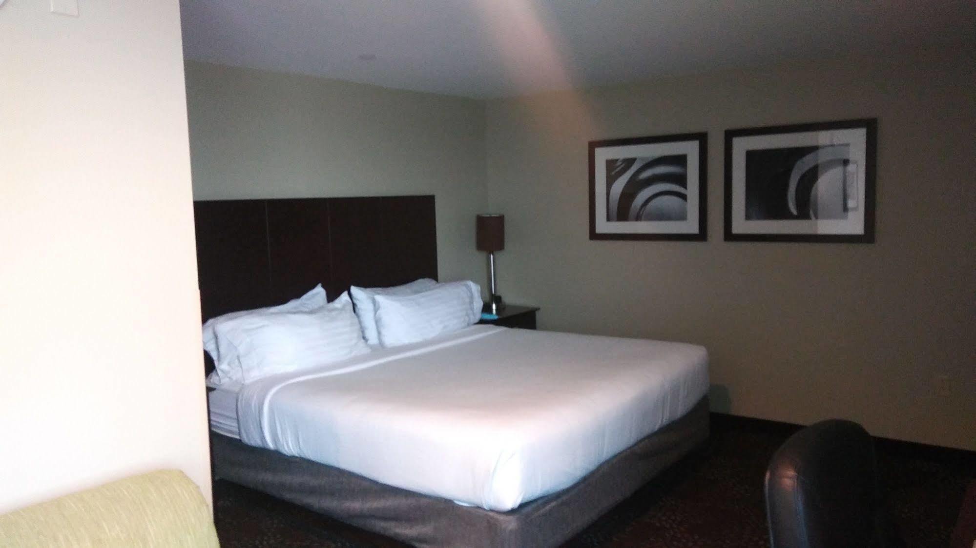 Holiday Inn Express Pittsburgh West - Greentree, An Ihg Hotel Crafton Exterior foto